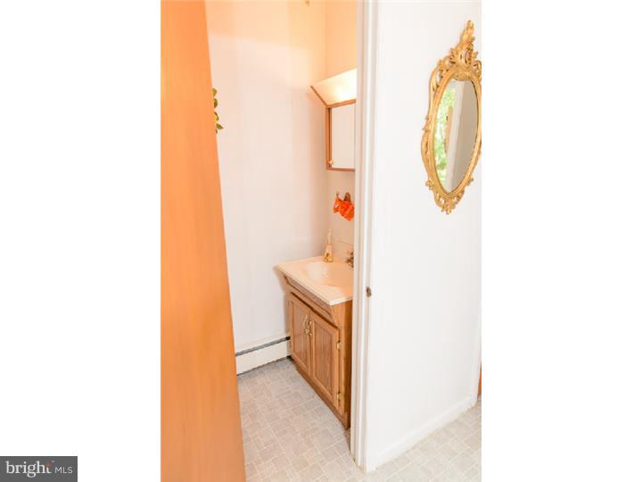106 Summit Road Malvern, PA 19355 - Photo 14 of 24 Half Bath