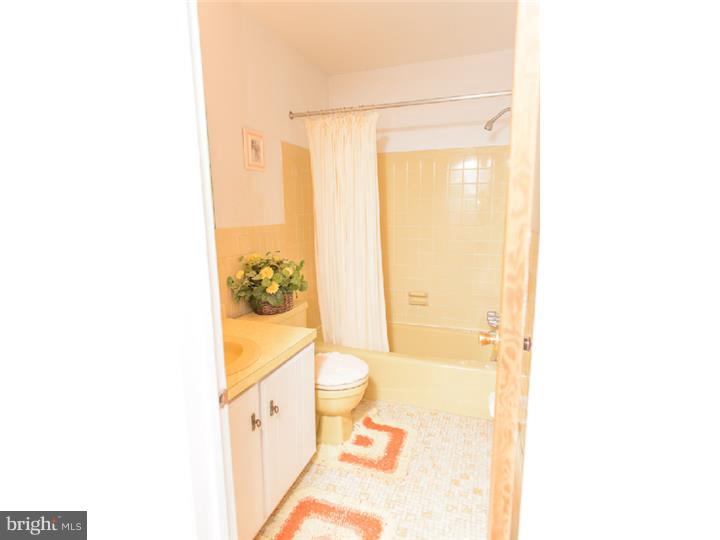 106 Summit Road Malvern, PA 19355 - Photo 19 of 24 Bathroom