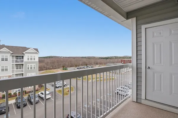 $415,000 | 4403 Peters Farm Way, Unit 4403, Westborough, MA 01581