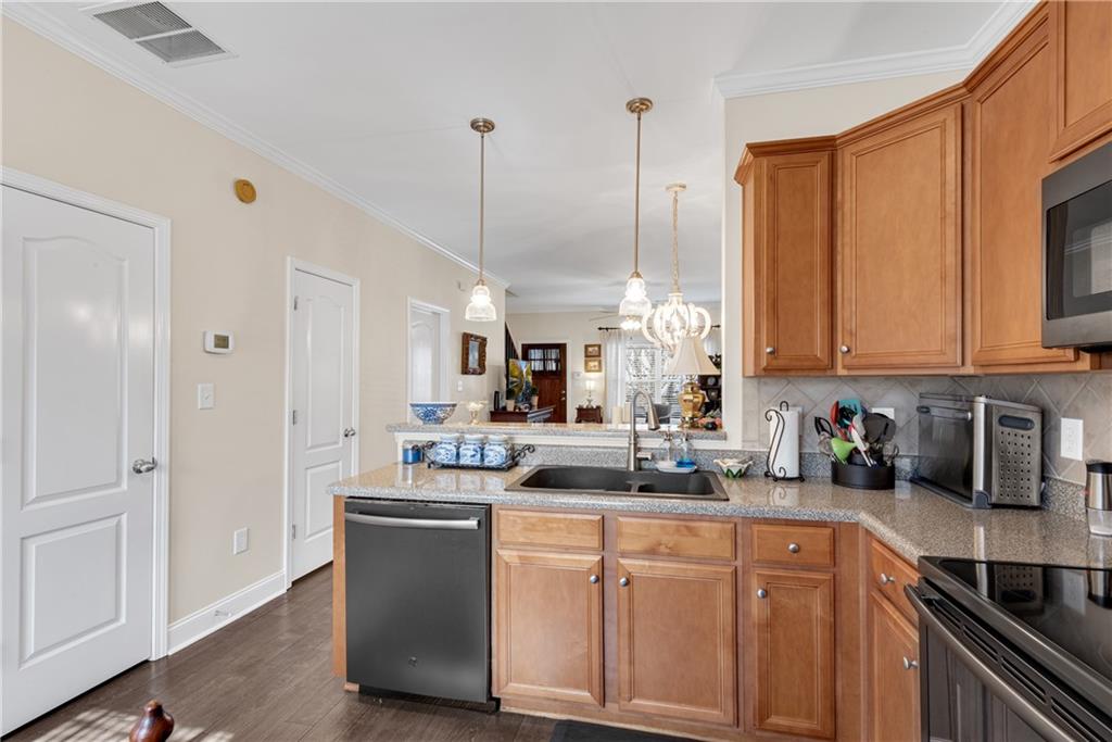 369 Whitehall Road Athens, GA 30605 - Photo 10 of 34