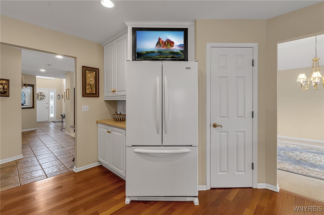 39 Wickendon Court Amherst, NY 14221 - Photo 24 of 50