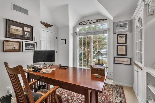 $639,000 | 39 Wickendon Court, Amherst, NY 14221