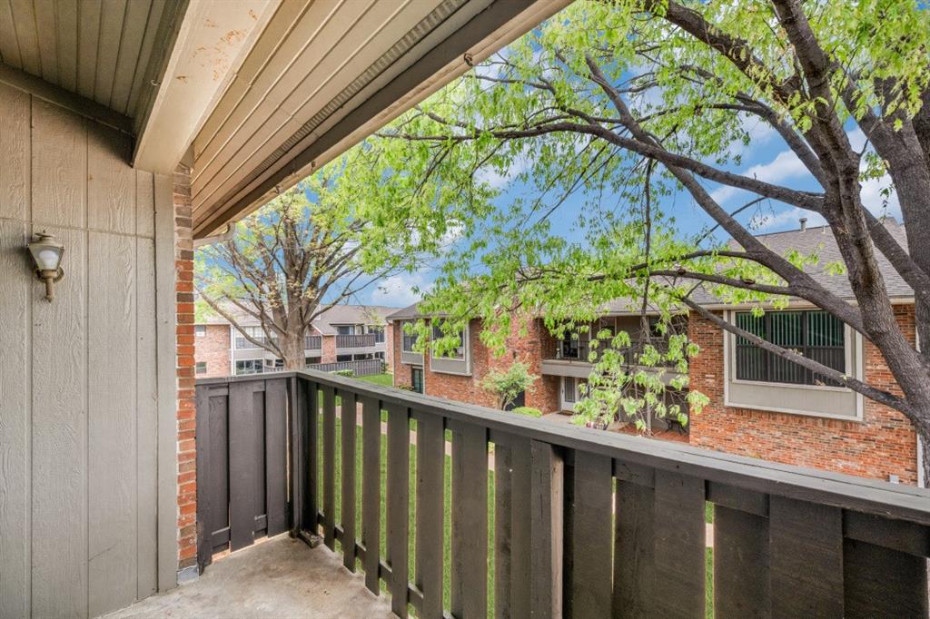 401 Pebble Way, Unit 239 Arlington, TX 76006 - Photo 10 of 13 Spacious, peaceful , and an extra storage closet!