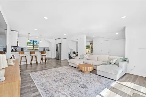 $495,000 | 2201 50th Avenue North, St. Petersburg, FL 33714