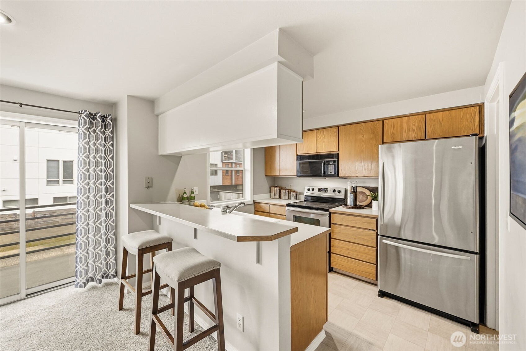 3022 63rd Avenue Southwest, Unit 202 Seattle, WA 98116 - Photo 9 of 24