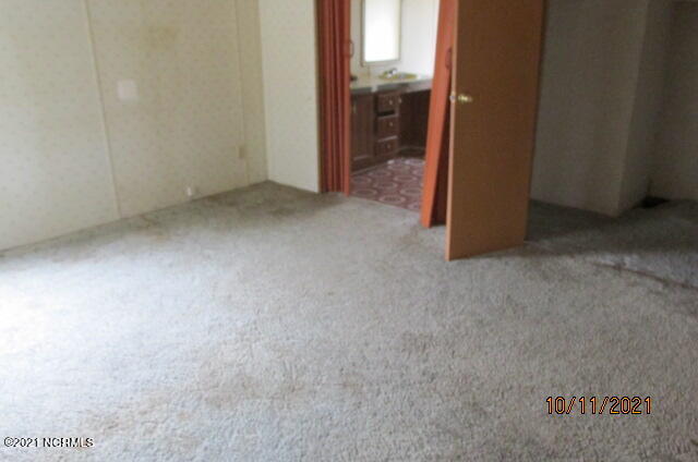 712 Riley Circle Lumberton, NC 28360 - Photo 3 of 20 IMG_2268