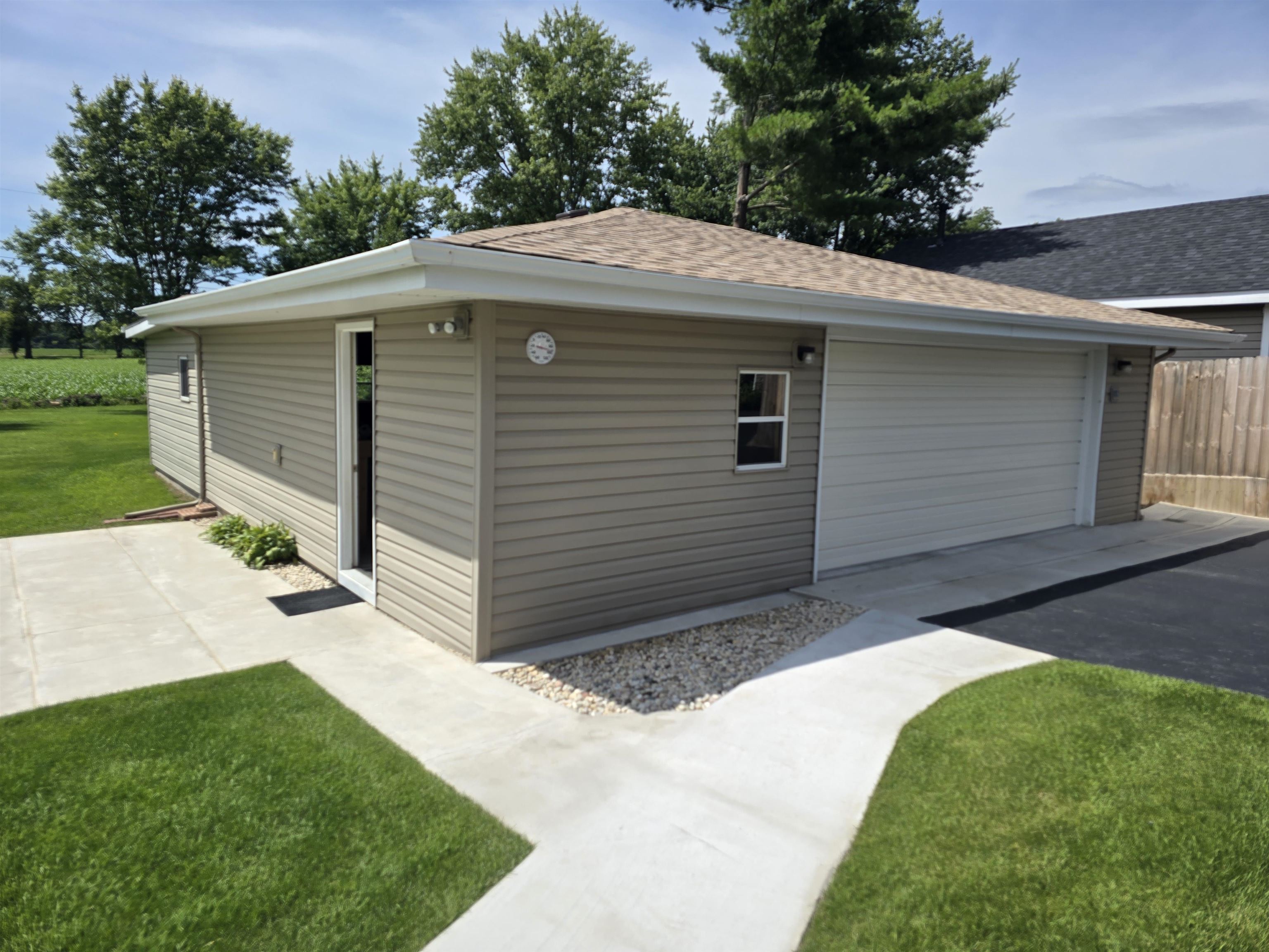 4850 Fielding Road Rockford, IL 61102 - Photo 7 of 52