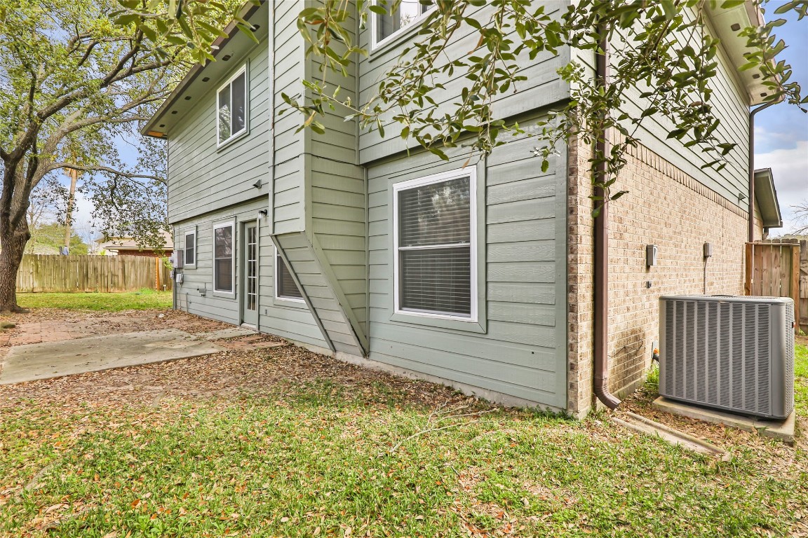 31315 Copperleaf Drive Spring, TX 77386 - Photo 32 of 34 a backyard of a house