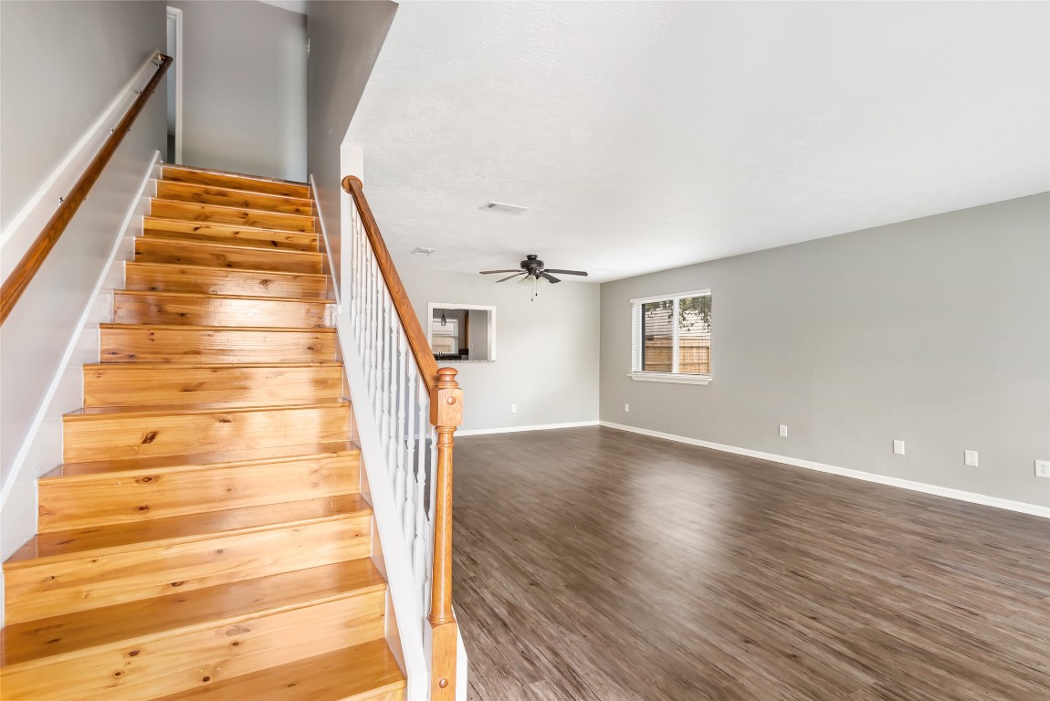 31315 Copperleaf Drive Spring, TX 77386 - Photo 5 of 34 a view of entryway