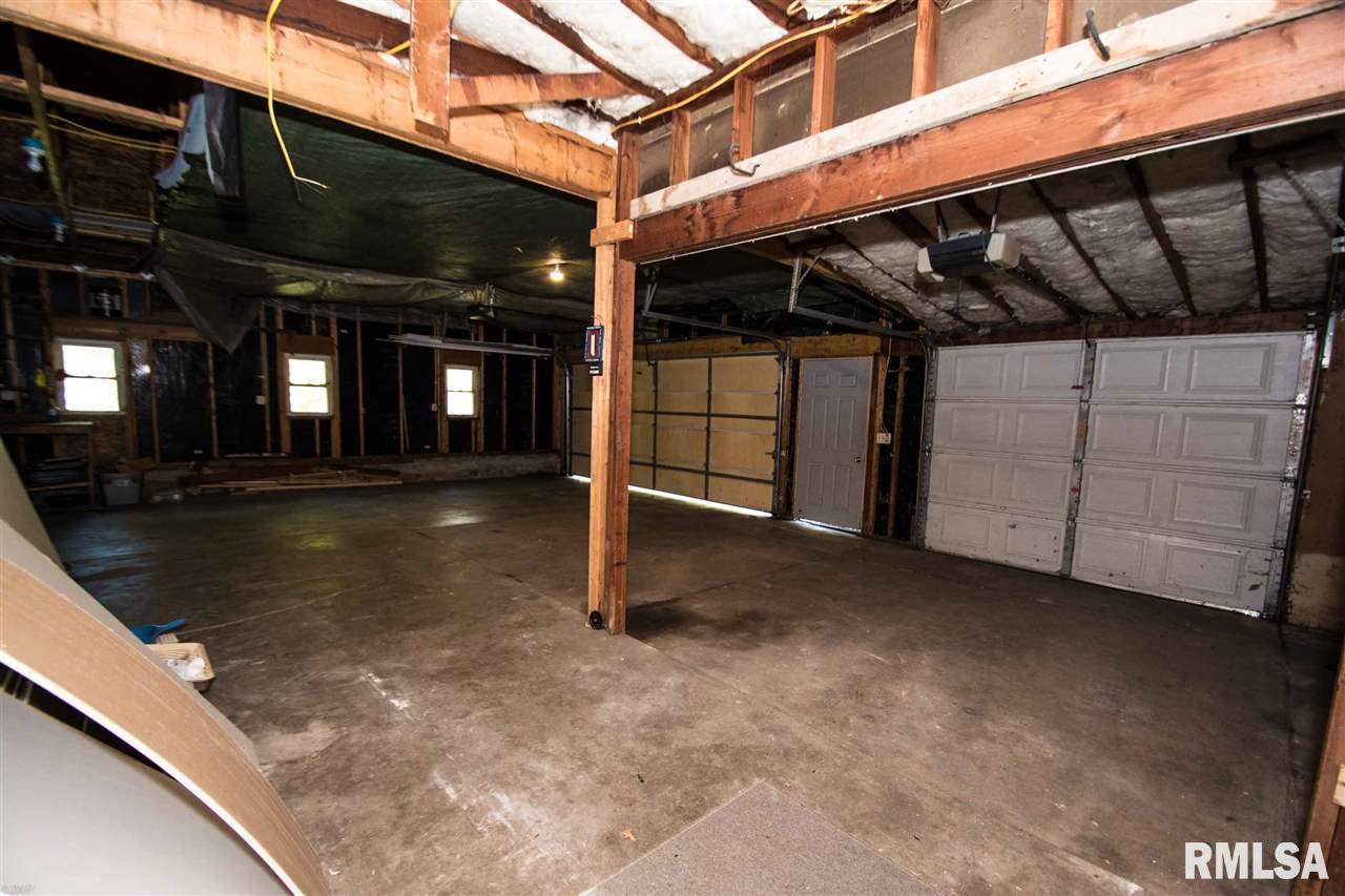 4227 Telegraph Road Davenport, IA 52802 - Photo 19 of 21 Gallery Image 19