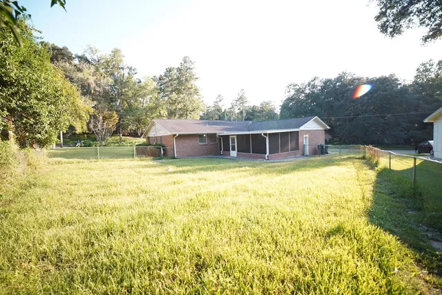 $2,050 | 1616 Salmon Drive, Tallahassee, FL 32303