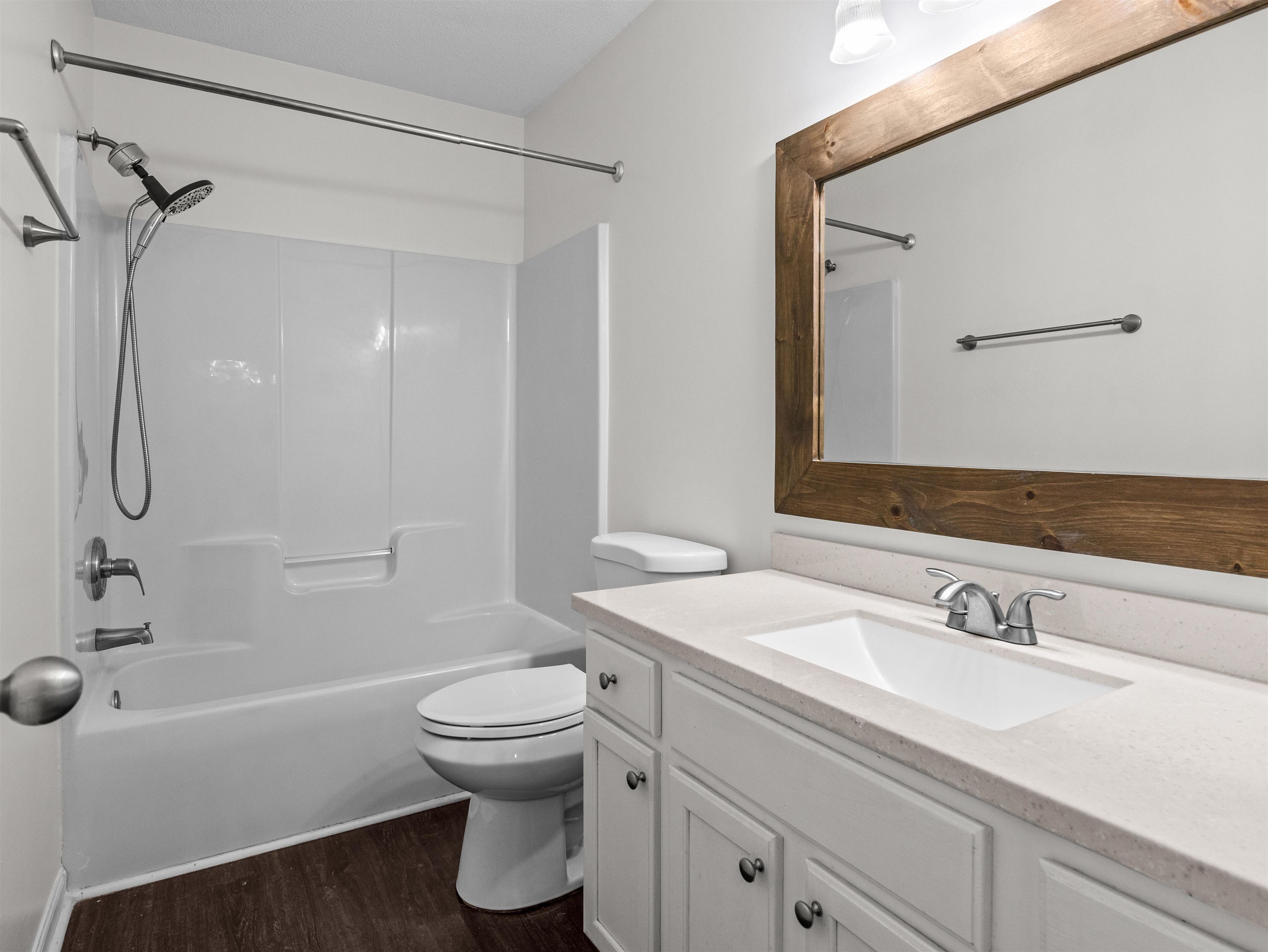 1013 Gibbs Road Wellford, SC 29385 - Photo 8 of 33 Gallery Image 8