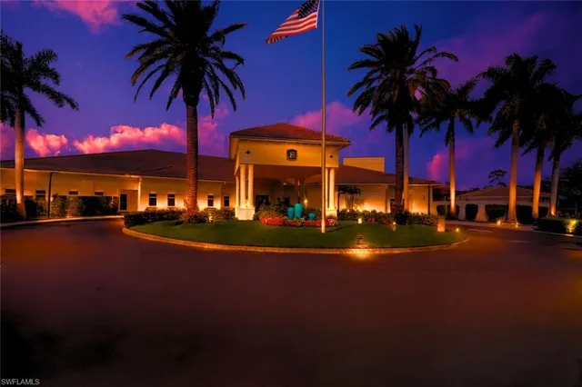 $425,000 | 5250 Fox Hollow Drive, Unit 505, Naples, FL 34104