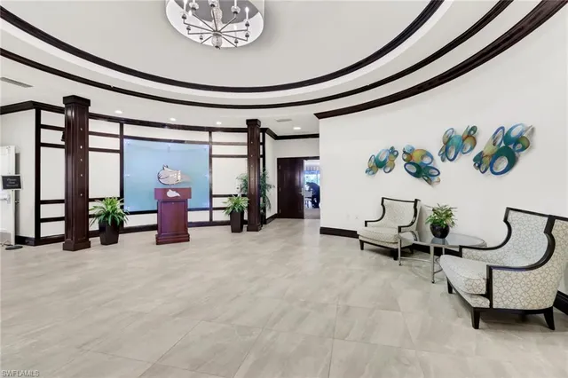 $425,000 | 5250 Fox Hollow Drive, Unit 505, Naples, FL 34104