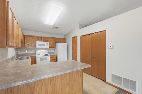 $150,000 | 1355 North Jones Boulevard, Unit 5, North Liberty, IA 52317