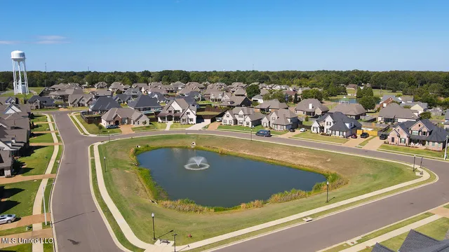$499,900 | 2333 Jaxon Drive, Hernando, MS 38632