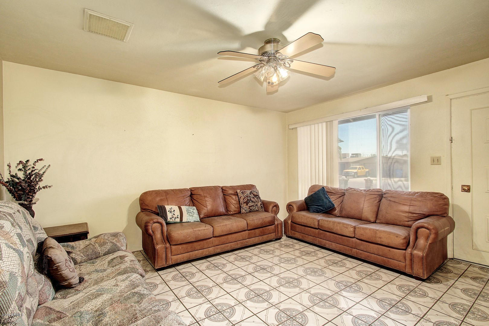3834 West Ocotillo Road Phoenix, AZ 85019 - Photo 7 of 22 Ocotillo (5)