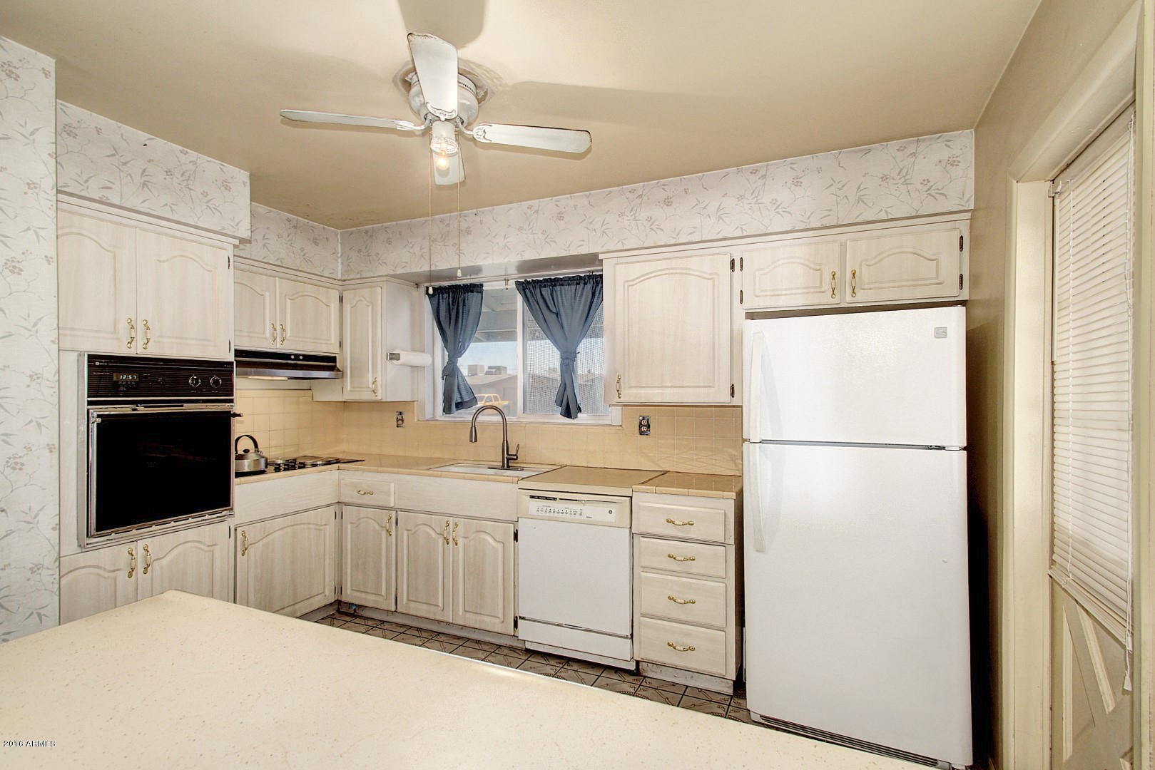 3834 West Ocotillo Road Phoenix, AZ 85019 - Photo 8 of 22 Ocotillo (10)