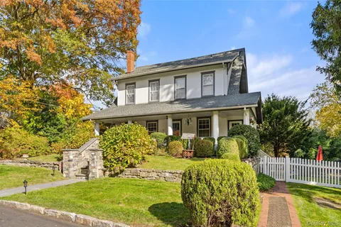 $1,695,000 | 12 Swarthmore Road, Scarsdale, NY 10583
