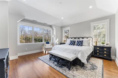 $1,695,000 | 12 Swarthmore Road, Scarsdale, NY 10583