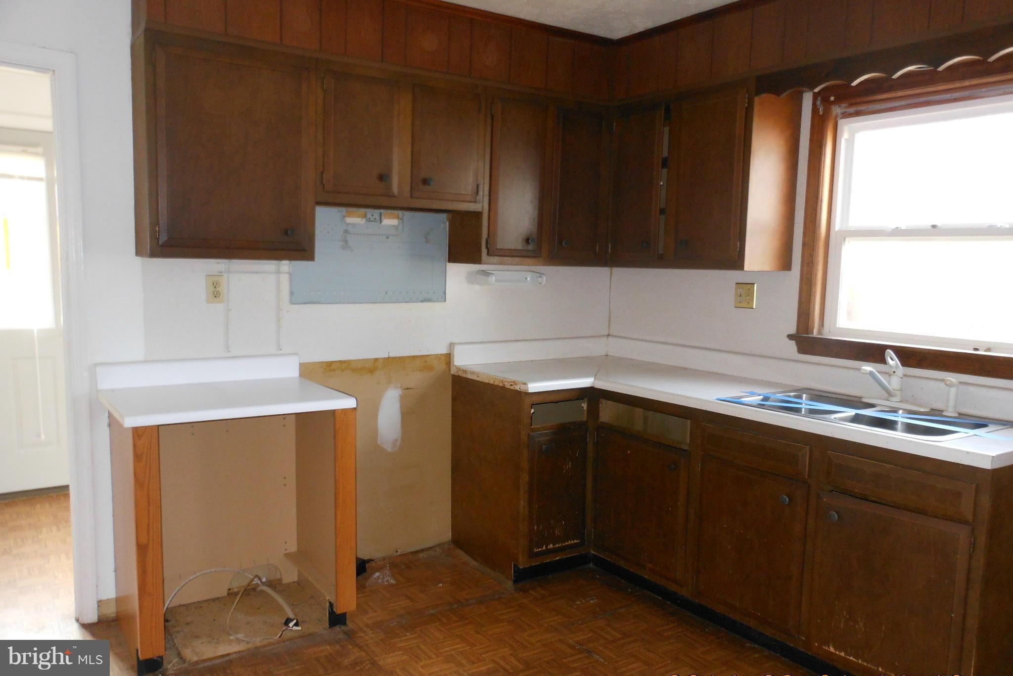 15596 Oakland Road Reva, VA 22735 - Photo 4 of 6 Kitchen