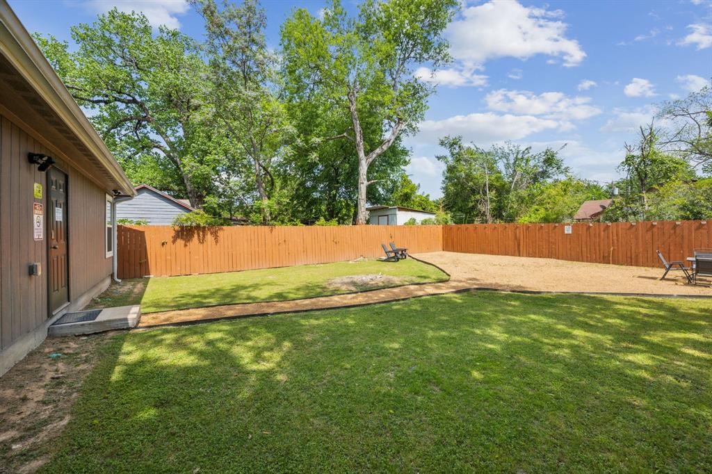 2326 Harding Street Dallas, TX 75215 - Photo 22 of 25