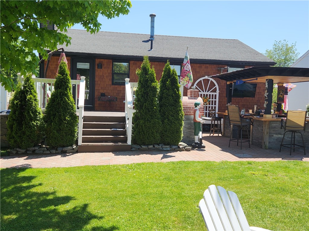 75 Chiswick Road Warwick, RI 02889 - Photo 20 of 32
