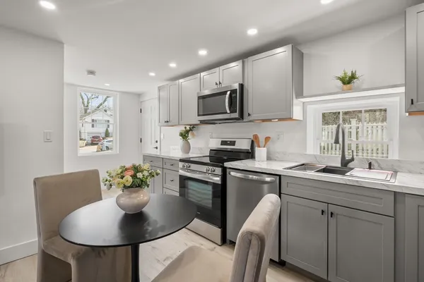 $1,299,000 | 37 Fountain Road, Unit 2, Arlington, MA 02476