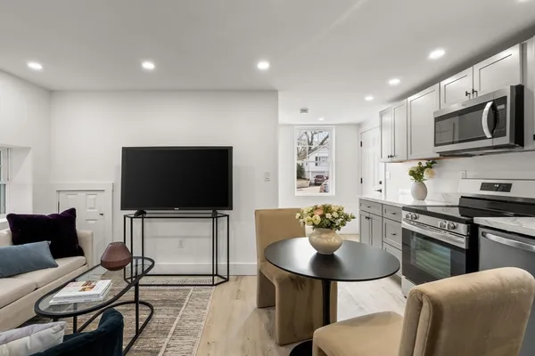 $1,299,000 | 37 Fountain Road, Unit 2, Arlington, MA 02476