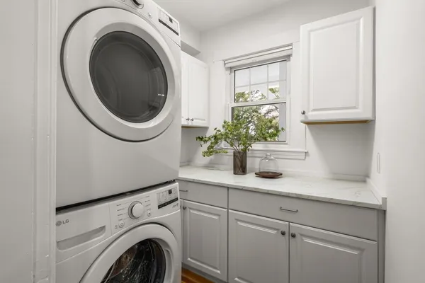 $1,299,000 | 37 Fountain Road, Unit 2, Arlington, MA 02476