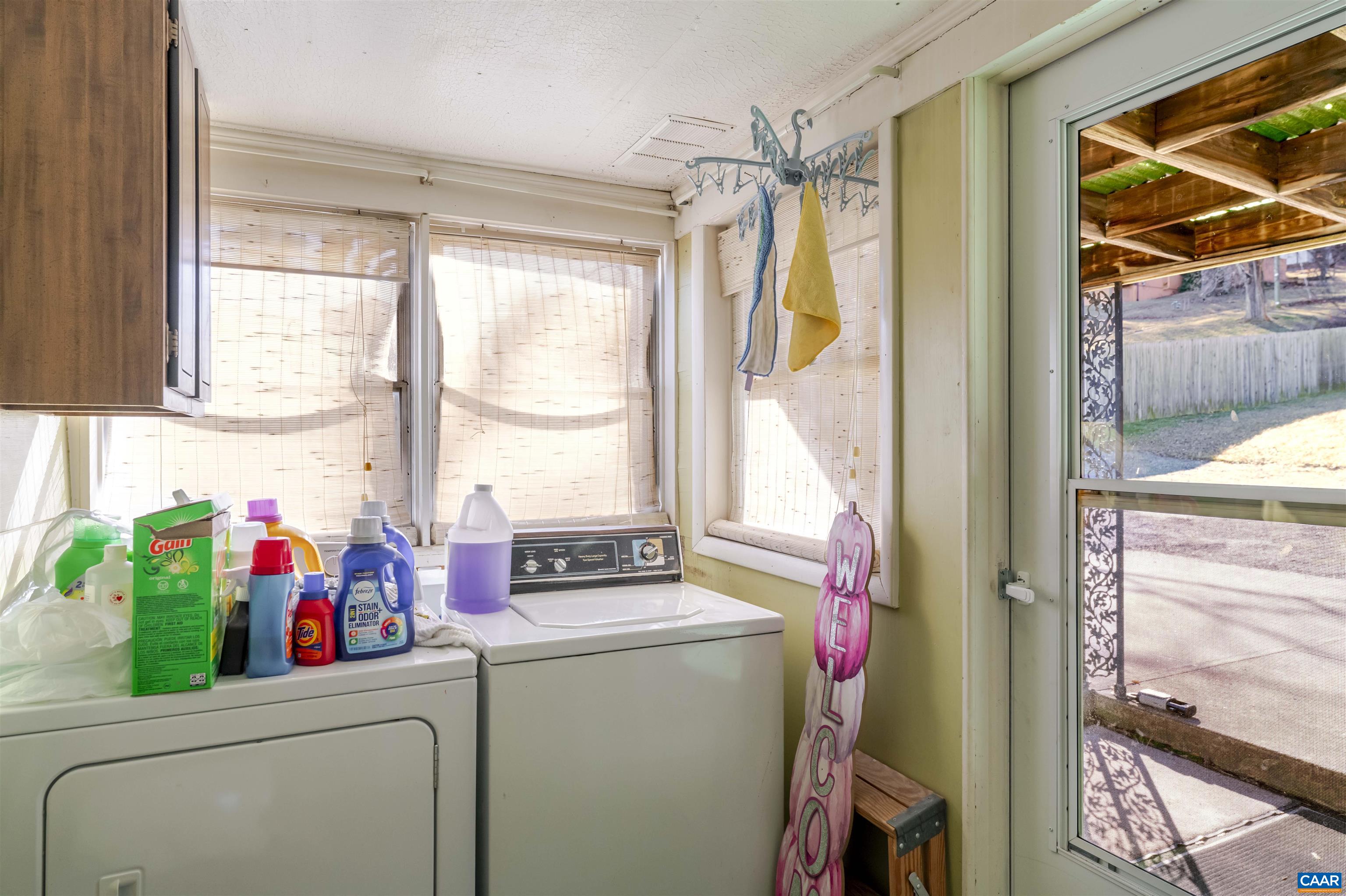 906 Alta Street Staunton, VA 24401 - Photo 13 of 34 a utility room with dryer and washer