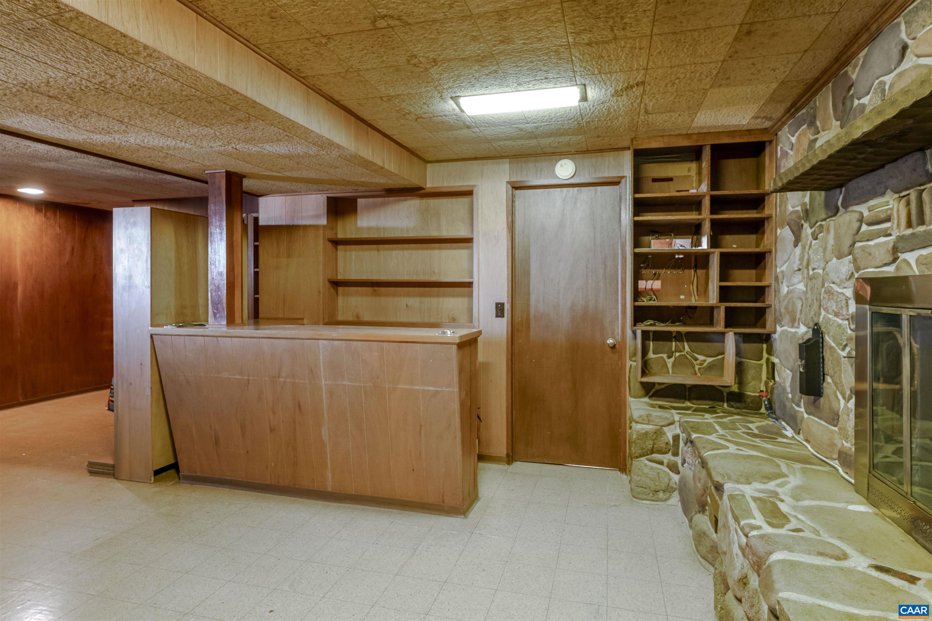 906 Alta Street Staunton, VA 24401 - Photo 21 of 34 a view of an empty room