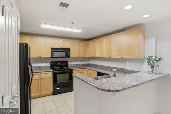 $2,250 | 777 7th Street Northwest, Unit 732, Washington, DC 20001