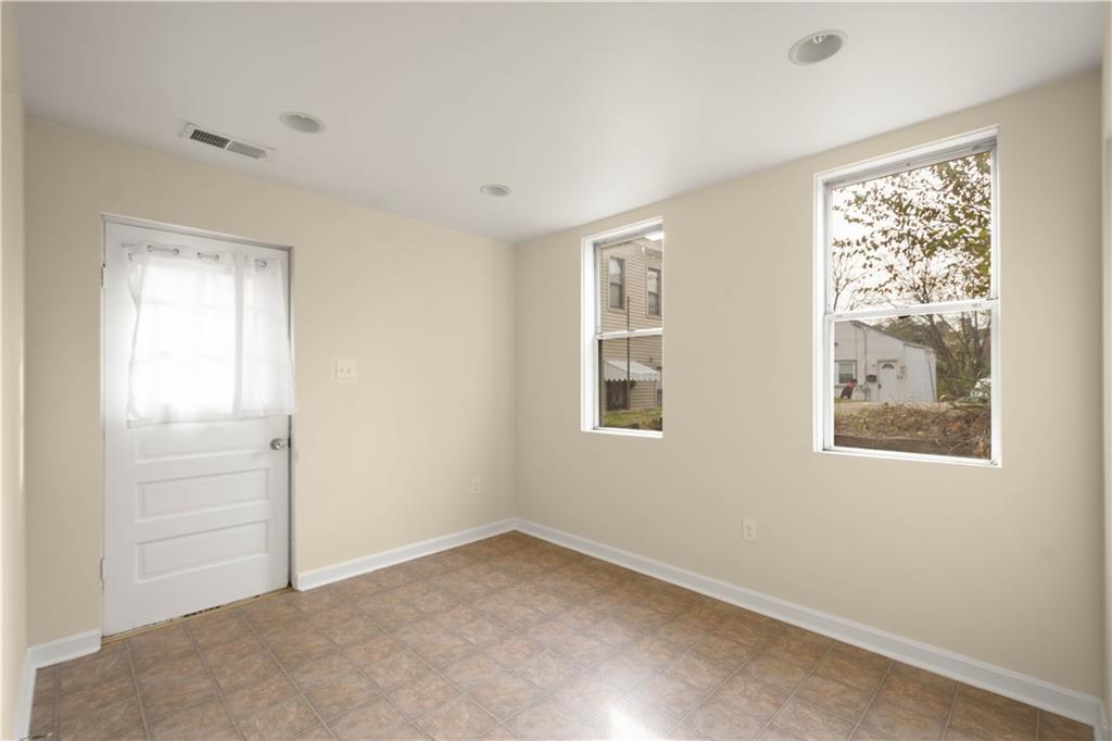 1934 Huron Street Pittsburgh, PA 15203 - Photo 12 of 33