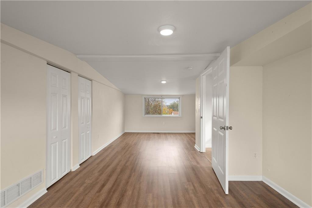 1934 Huron Street Pittsburgh, PA 15203 - Photo 18 of 33