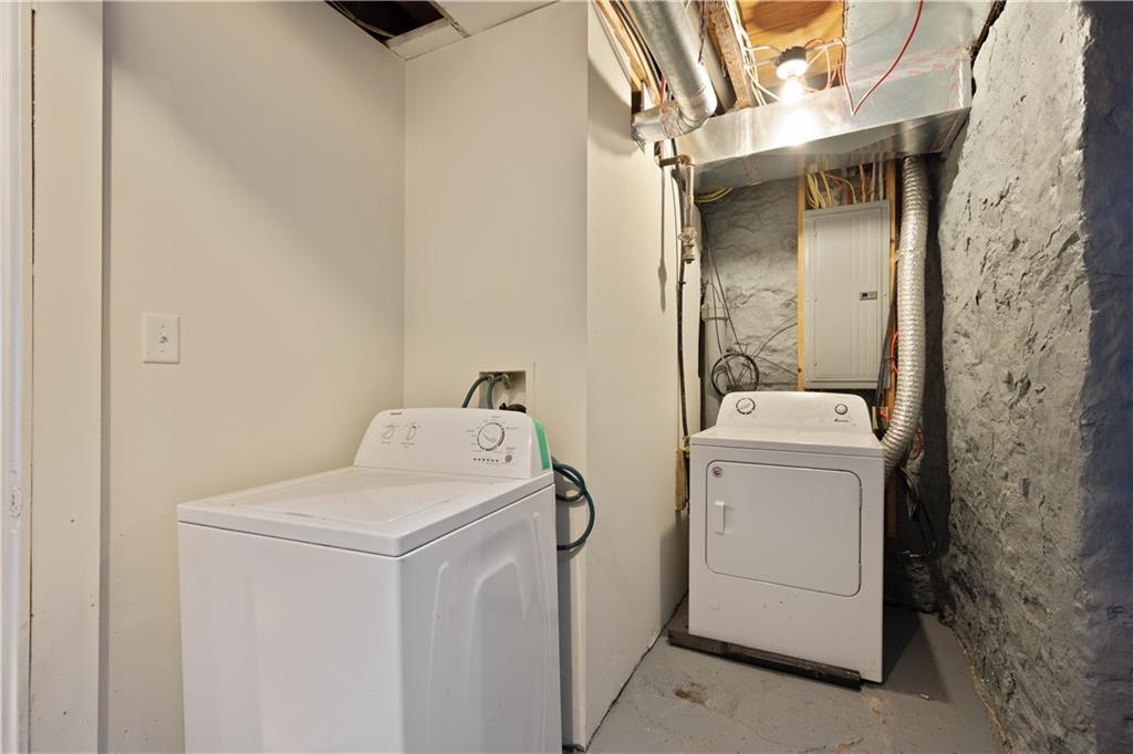 1934 Huron Street Pittsburgh, PA 15203 - Photo 22 of 33