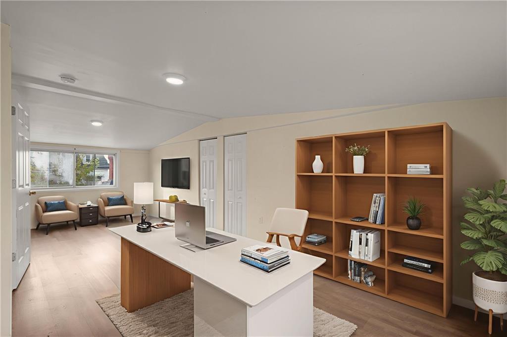 1934 Huron Street Pittsburgh, PA 15203 - Photo 4 of 33