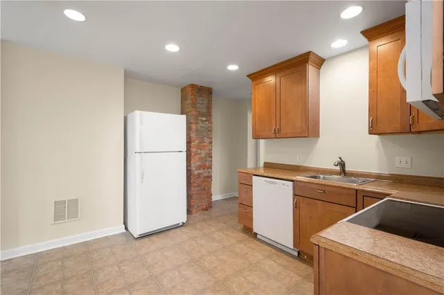 $207,900 | 1934 Huron Street, Pittsburgh, PA 15203