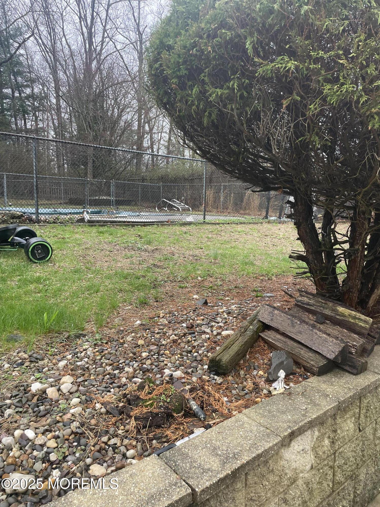 69 Mallard Road Bayville, NJ 08721 - Photo 18 of 21 a view of a backyard