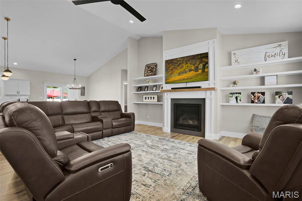 1483 Guilford Place Troy, IL 62294 - Photo 7 of 38
