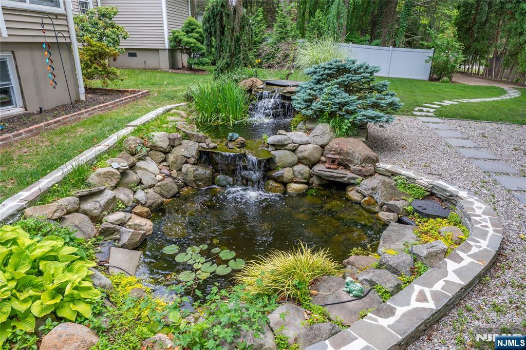 15 Congress Road Emerson, NJ 07630 - Photo 41 of 48