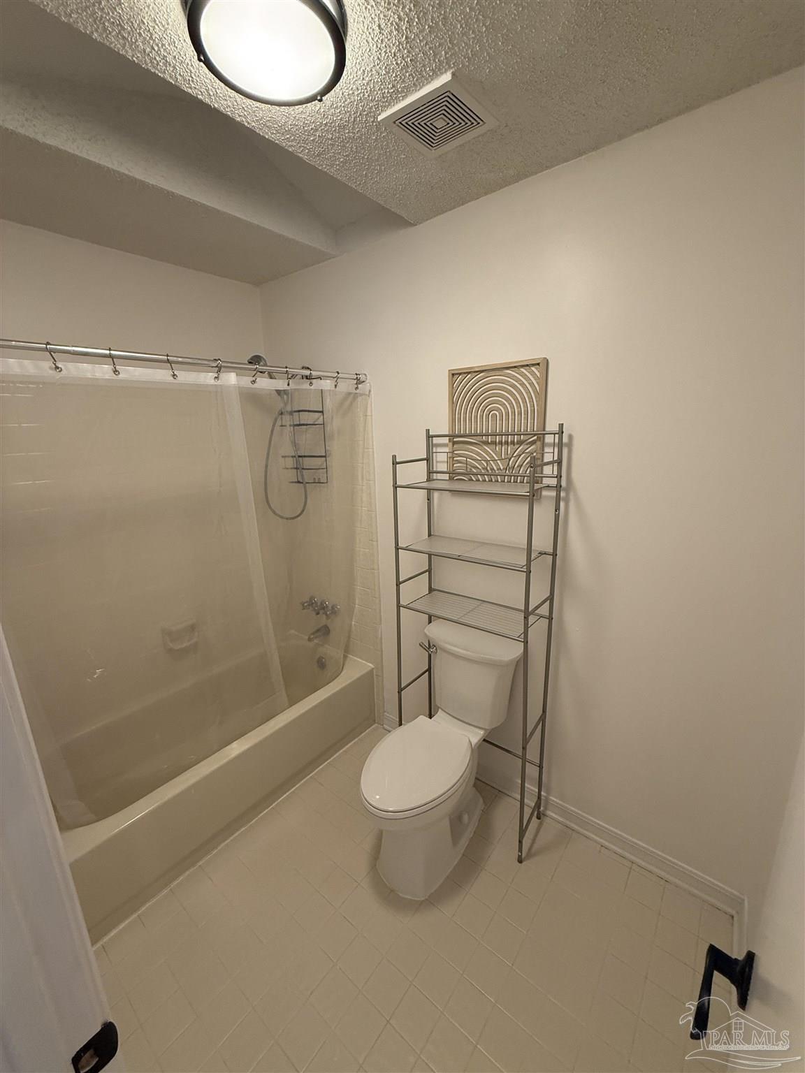 208 Elliott Road Mary Esther, FL 32569 - Photo 7 of 16