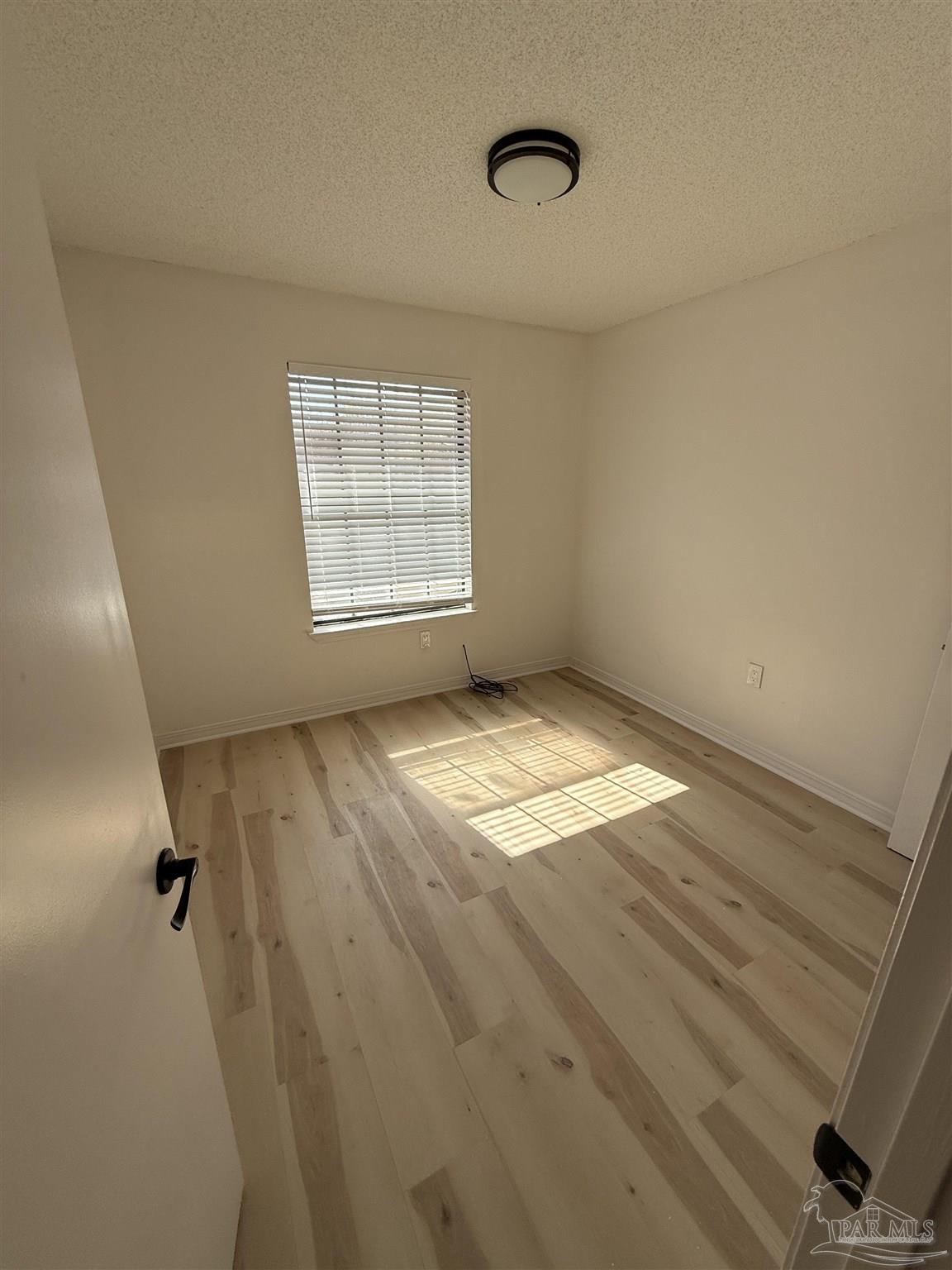 208 Elliott Road Mary Esther, FL 32569 - Photo 10 of 16