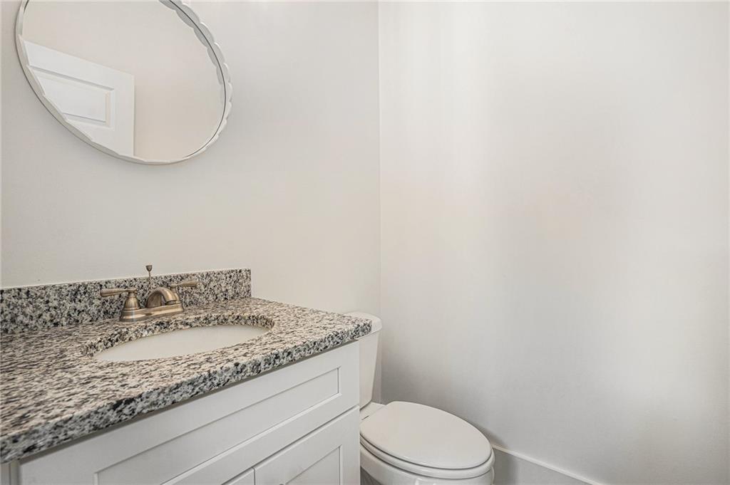 352 Davis Street Monroe, GA 30655 - Photo 16 of 32