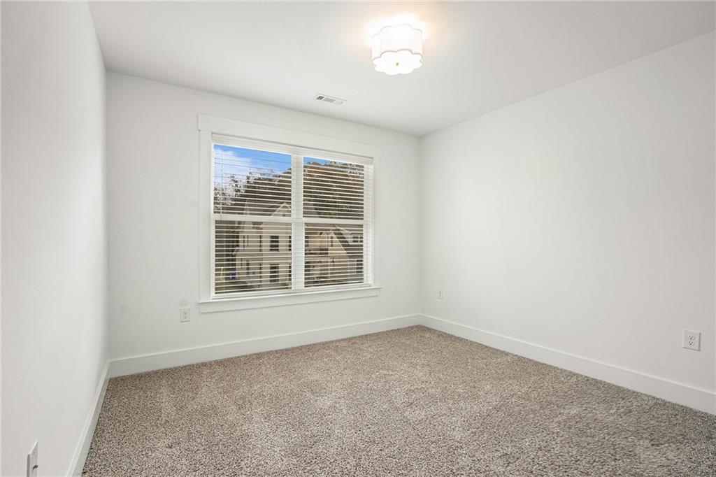 352 Davis Street Monroe, GA 30655 - Photo 27 of 32