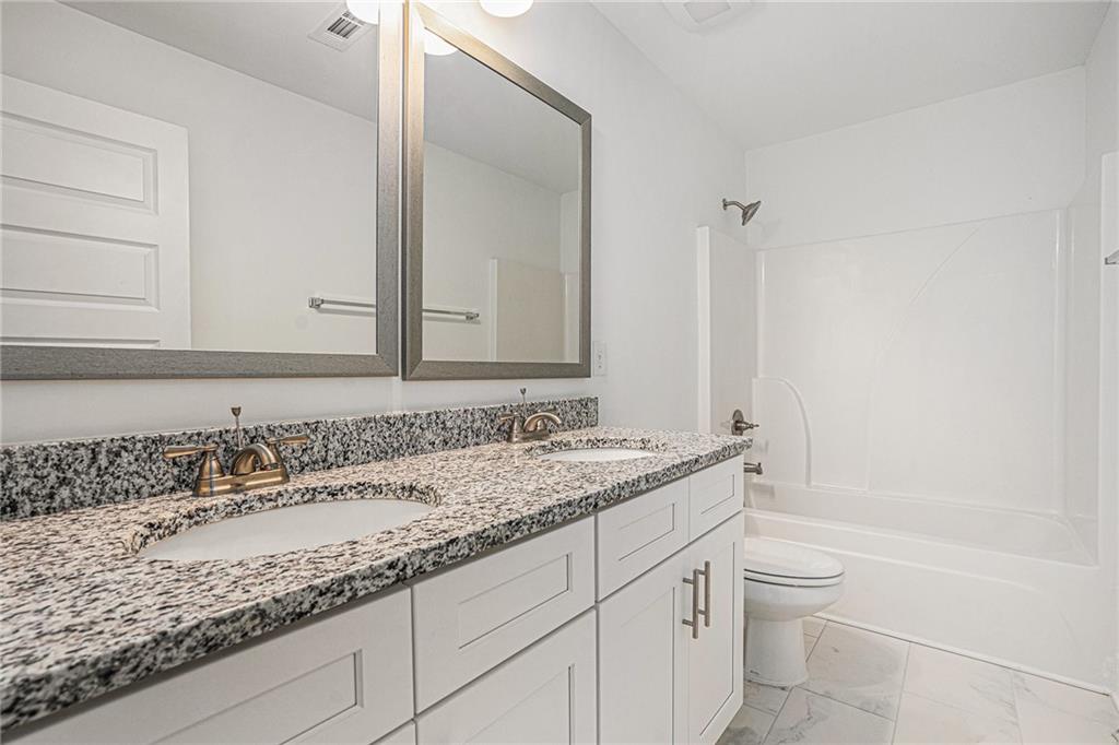 352 Davis Street Monroe, GA 30655 - Photo 29 of 32