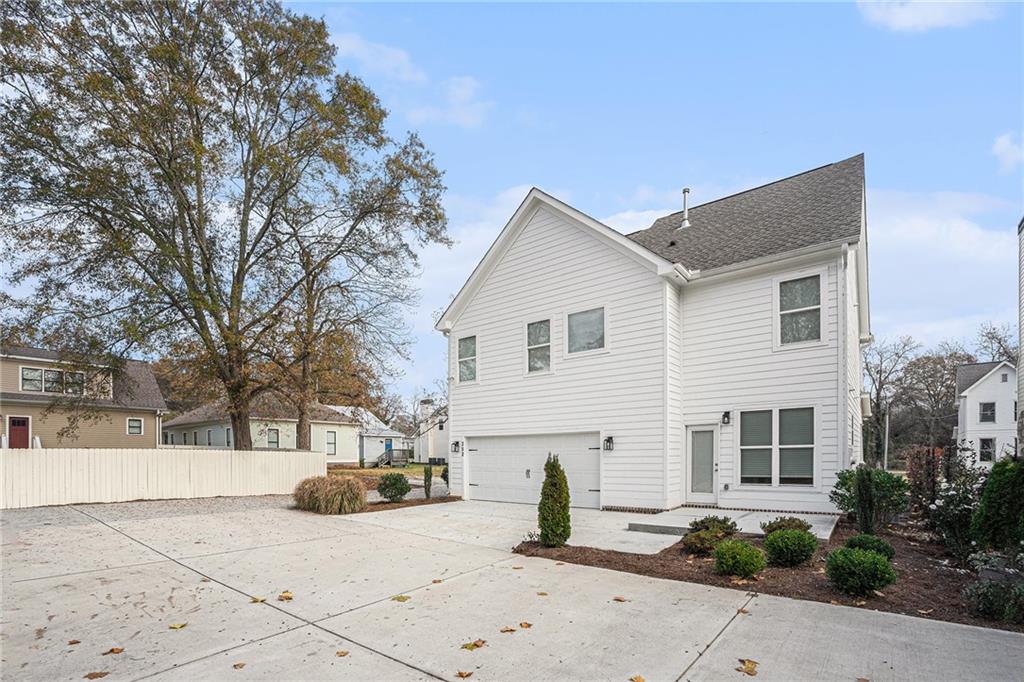 352 Davis Street Monroe, GA 30655 - Photo 30 of 32