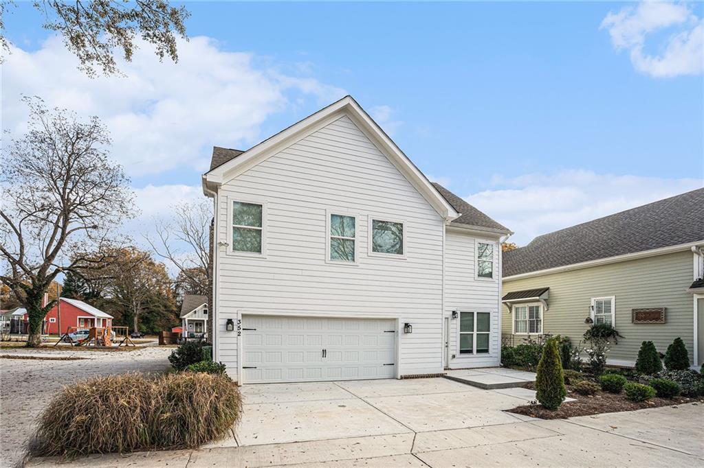 352 Davis Street Monroe, GA 30655 - Photo 31 of 32