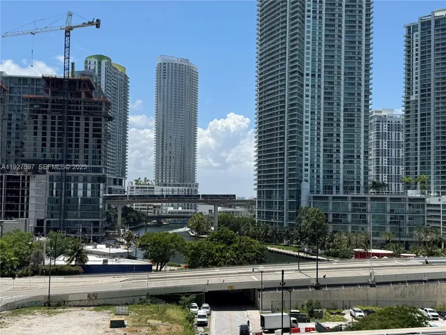 $3,500 | 31 Southeast 6th Street, Unit 902, Miami, FL 33131