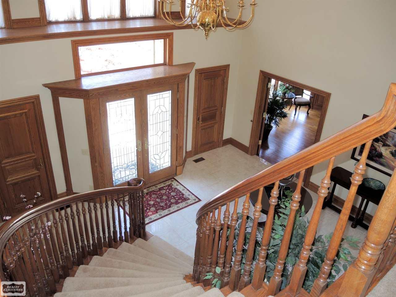 5405 Abbey Road Rochester, MI 48306 - Photo 10 of 96